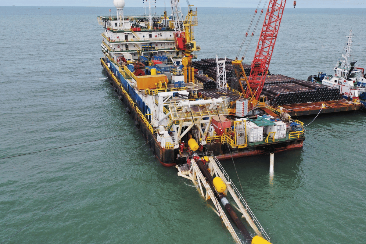 Offshore Platform Bundle Pulling: Challenges & Solutions